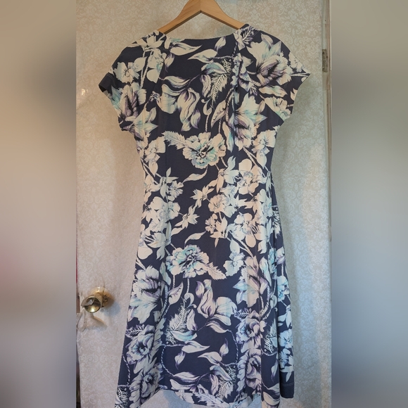 Soft Surroundings Faux Wrap Floral Dress Sz. Medium - Picture 9 of 10